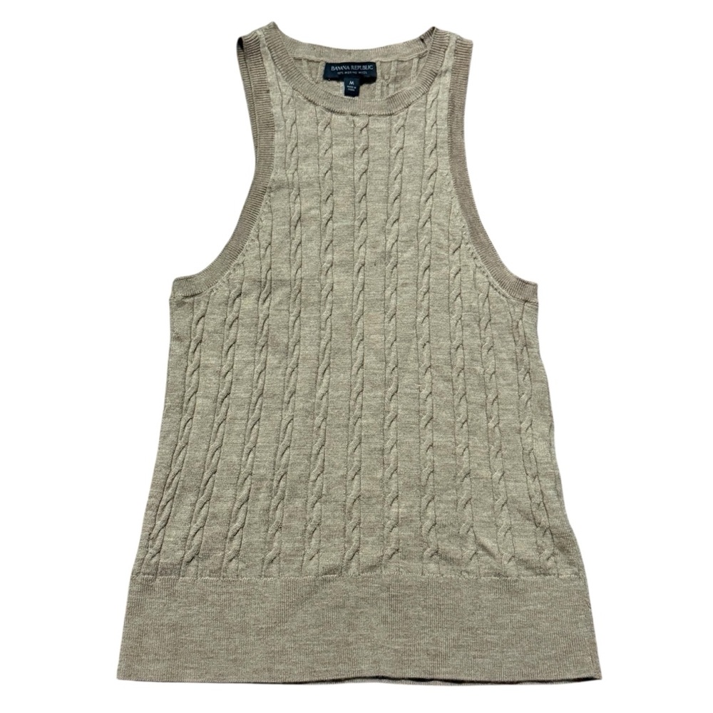 Banana Republic women’s Tan Cable Knit Sweater tank Medium Merino Wool